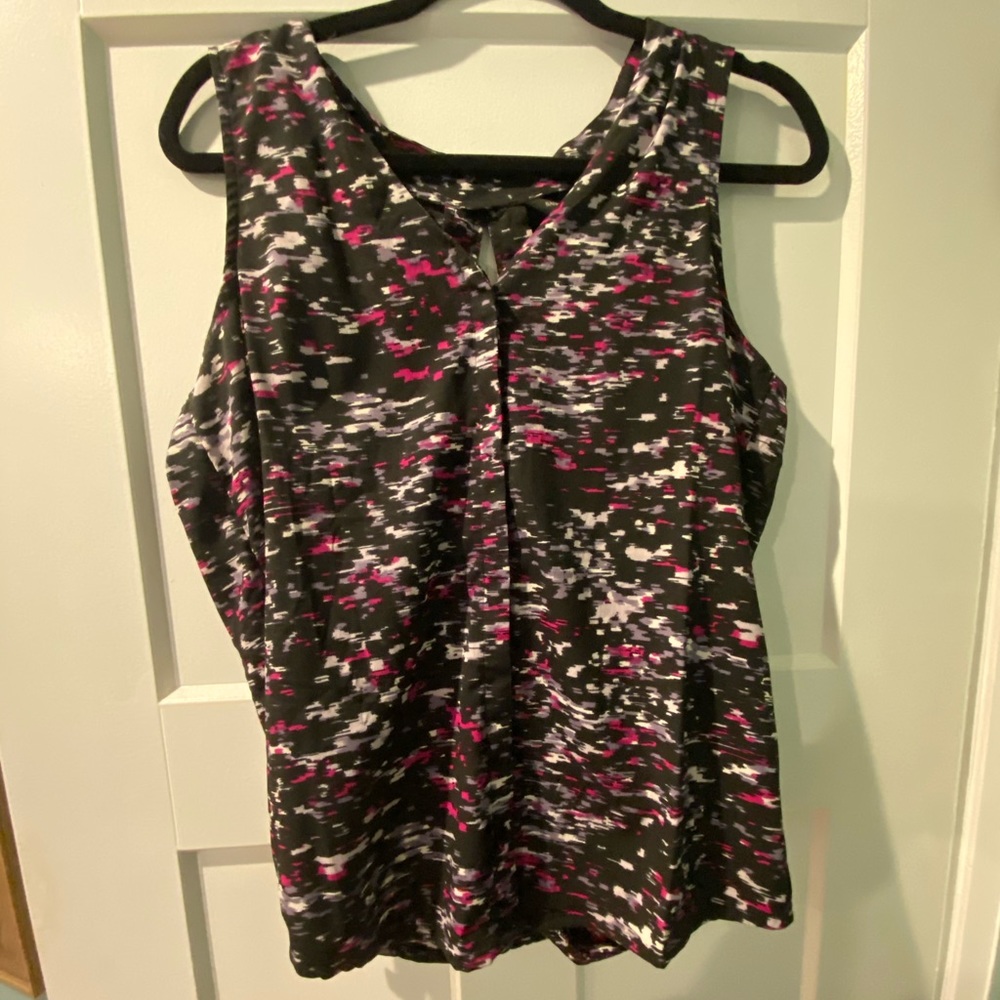 Banana republic factory tank